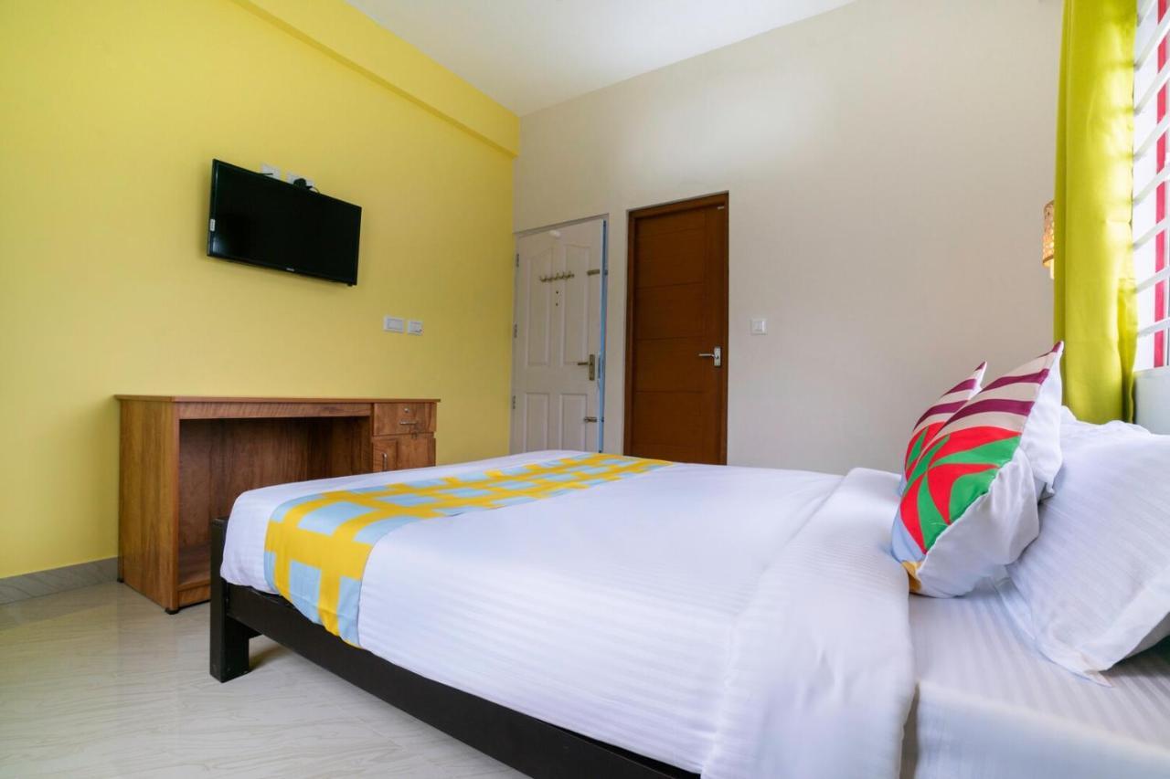 Отель Dreamz Airport Residency Cochin Недумбассери Экстерьер фото